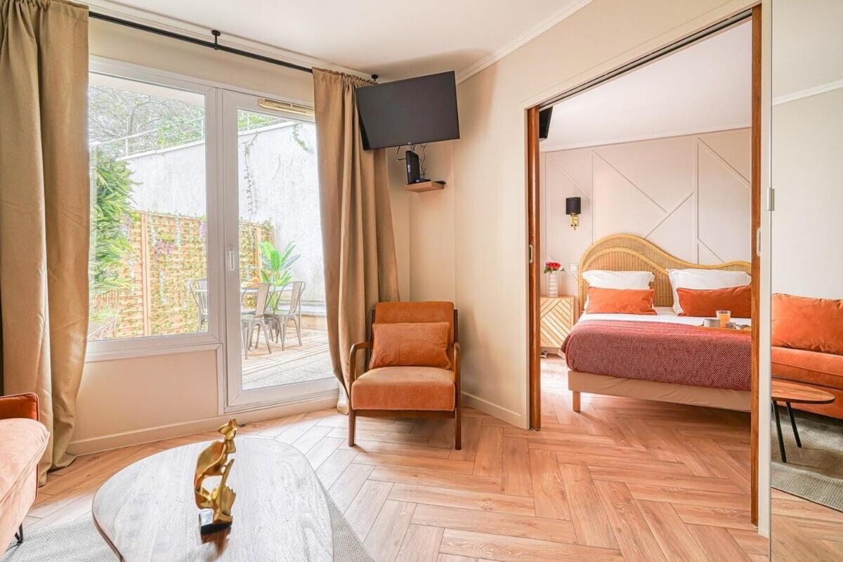 Eden Suite Paris La Defense Курбьовоа Екстериор снимка